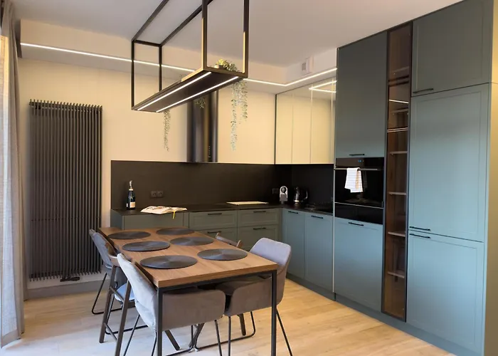 Urban Premium, Opolska 10, No75 - Free Garage - Self Check-in *